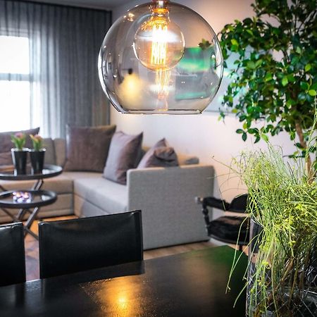 H96 Luxury Suite Keflavík Extérieur photo